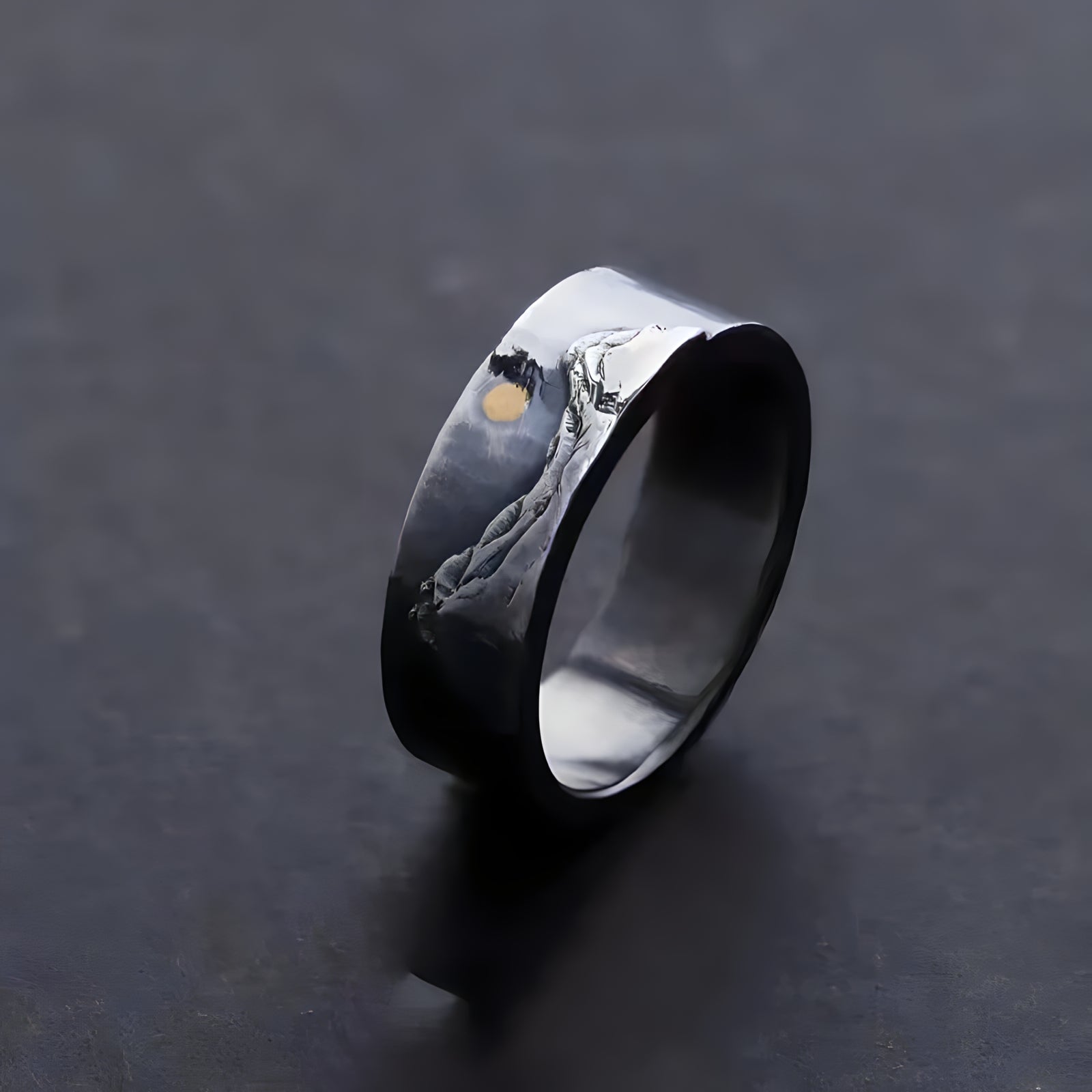 Equinox Ring