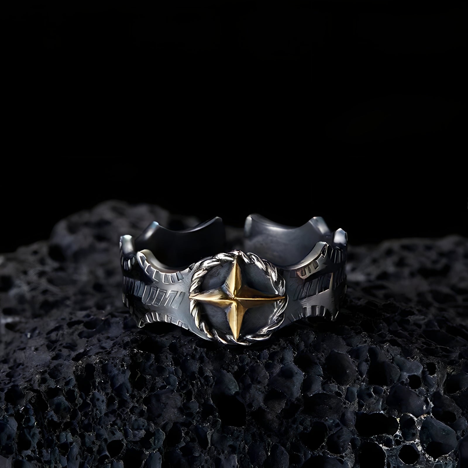 Supernova Ring