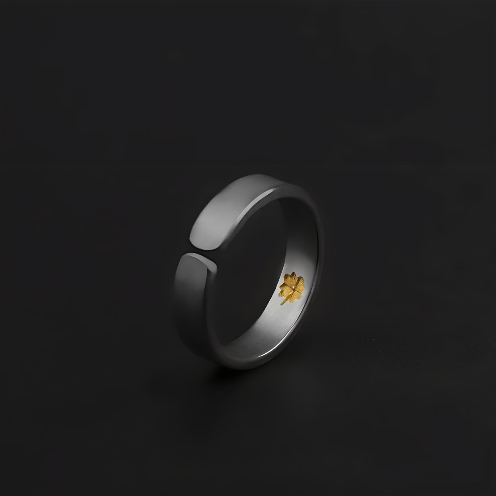 Omen Ring
